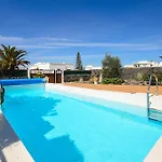 Lele Playa Blanca (Lanzarote)